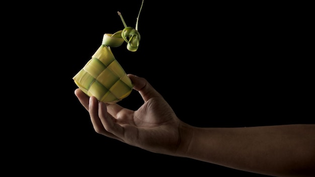 Photo ketupat pouch traditional indonesian dish