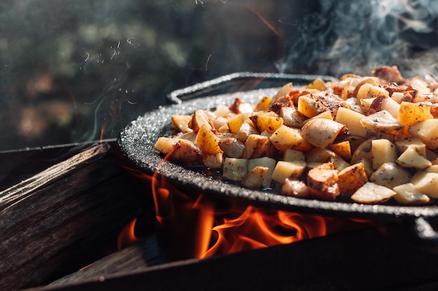 Foto keuken levensgenieter aardappel barbecue varkensvlees vers