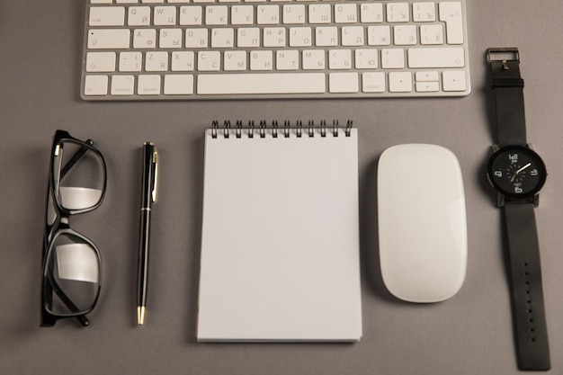 Keyboard notepad and clock