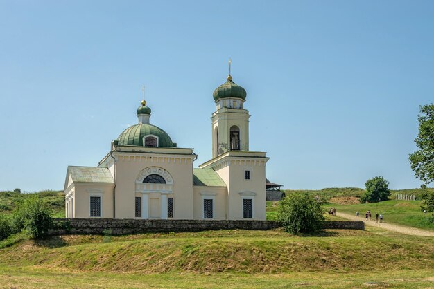 Khotyn Ukraine 11072021 화창한 여름날 우크라이나의 Chernivtsi 지역에 있는 Khotyn 요새