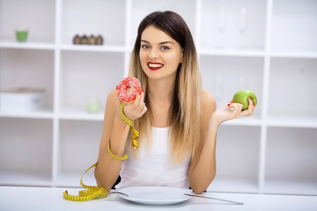 Kies tussen junkfood versus een gezond dieet