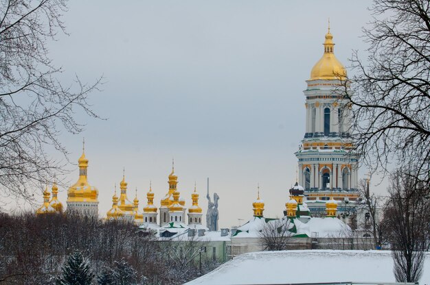 Kiev Pechersk Lavra en sneeuw in de winter