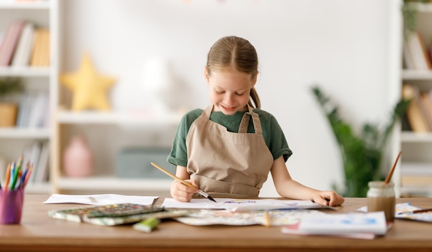 Kind bij de kunstklas