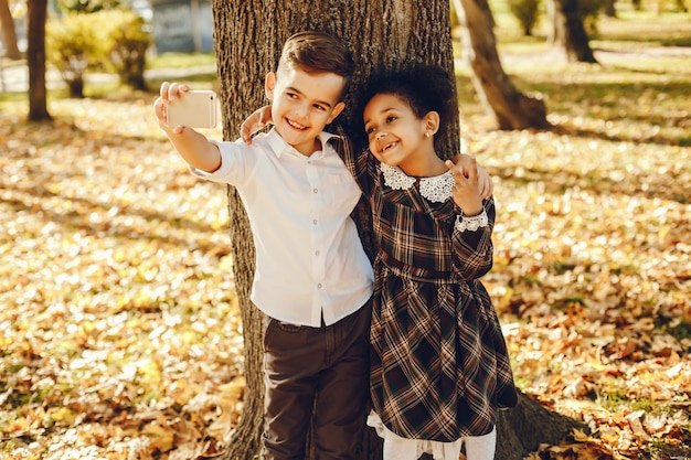 kinderen in een park