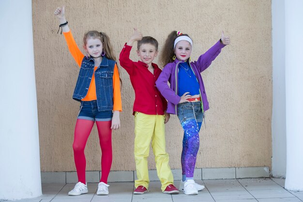 Kinderen poseren voor een fotoshoot