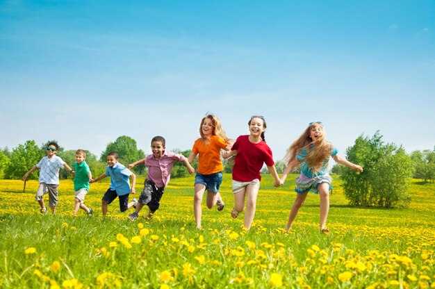 Foto kinderen spelen