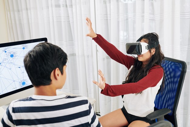 Kinderen testen vr-applicatie