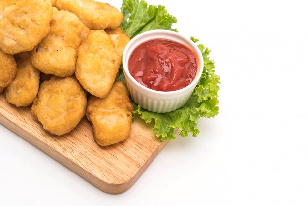 Kipnuggets met saus