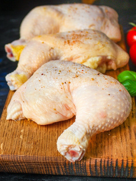 Foto kippenpoten rauw vlees