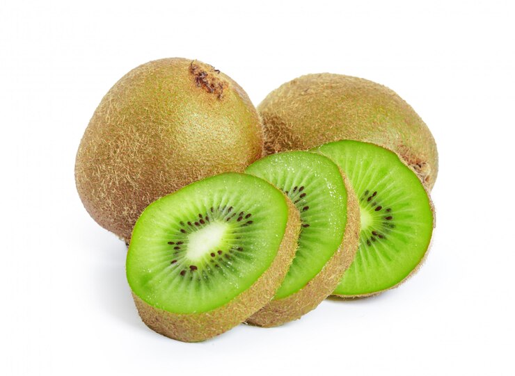 Foto kiwi's geïsoleerd op witte achtergrond