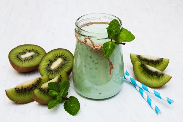 Kiwi smoothie in glass