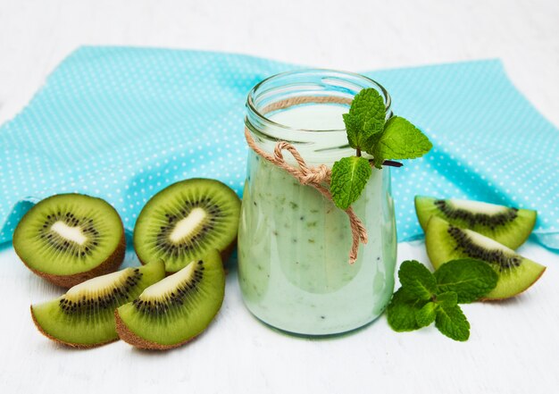 Kiwi-smoothie in glas