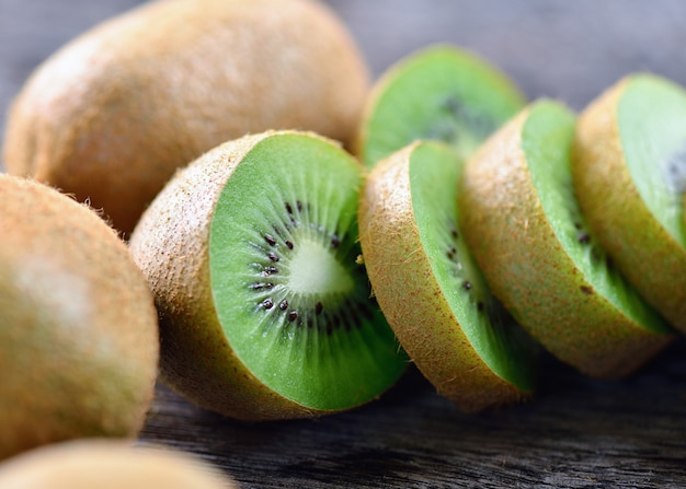 Kiwi on wood