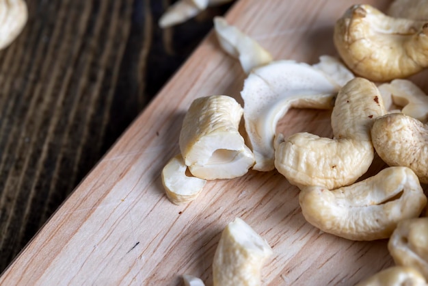 Klaar om te eten en gepelde cashewnoten