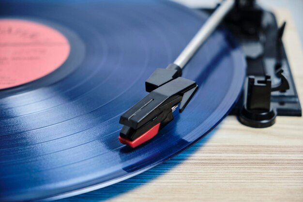 Foto klassieke vinyl recordspeler close-up