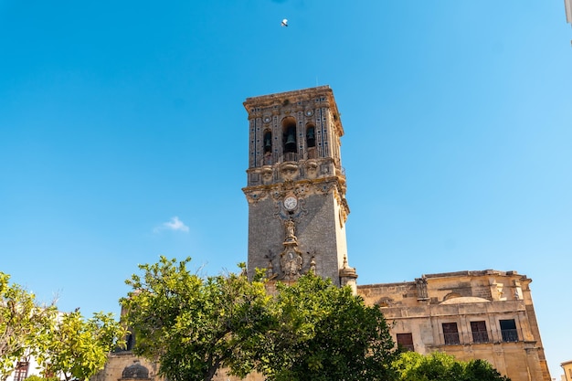 Kleine basiliek van de Heilige Maria van de Assumptie Arcos de la Frontera in Cadiz Andalusië