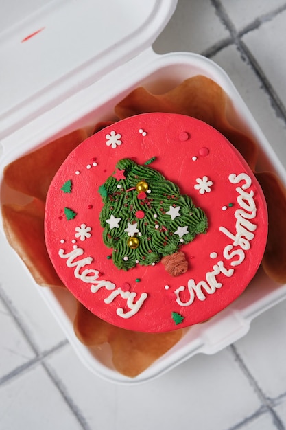 Kleine bentocake als cadeau voor de feestdagen taarten in koreaanse stijl in een doos voor één persoon cadeau voor het nieuwe jaar