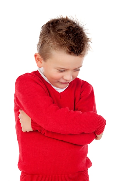 Kleine boze jongen met rode trui
