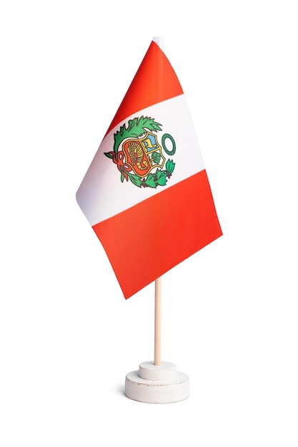 Kleine tafel vlag van Peru geïsoleerd op witte achtergrond