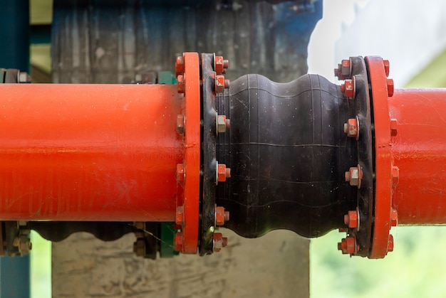 Foto kleppen bij gasfabriek