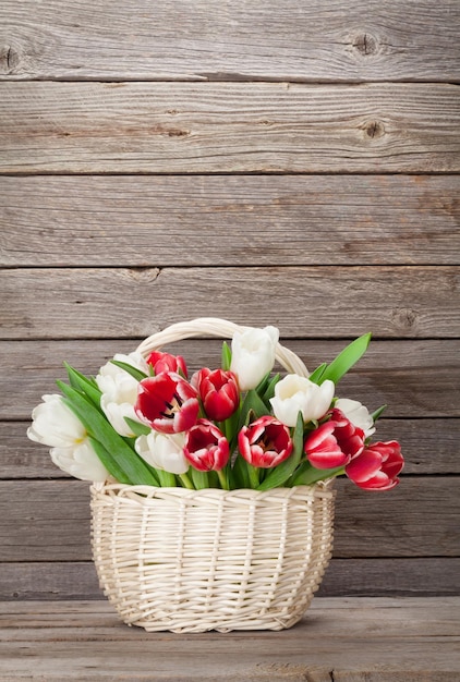 Kleurrijk tulpenboeket