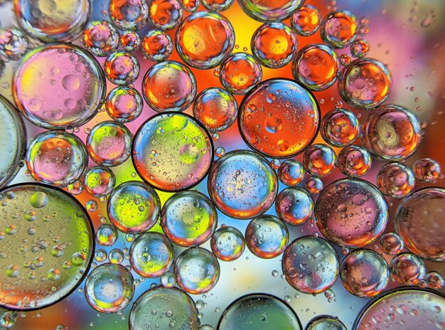 Foto kleurrijke bubbels abstracte achtergrond oliebubbels op een doorzichtige vloeibare achtergrond