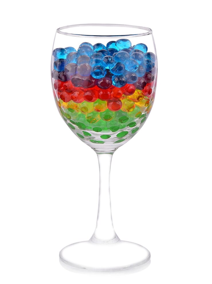 Kleurrijke fruitgelei op wit