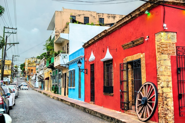 Kleurrijke koloniale huizen in Santo Domingo, de hoofdstad van de Dominicaanse Republiek