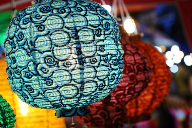 Foto kleurrijke lantaarn