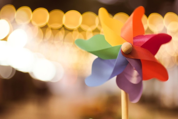 kleurrijke pinwheel wazig bokeh achtergrond