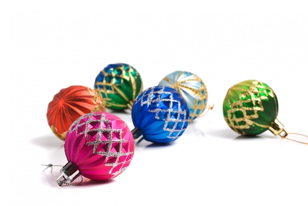 Kleurrijke verzameling kerstballen