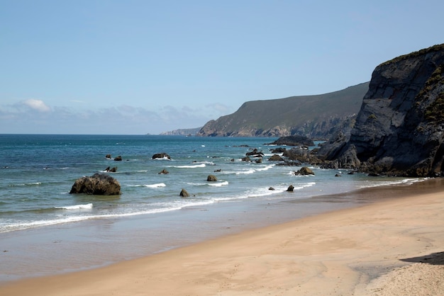 Kliffen bij Picon Beach in Loiba, Galicië, Spanje