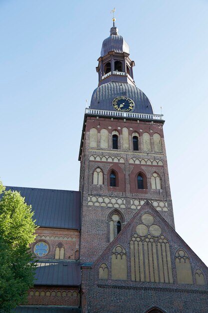 Klokkentoren van de kathedraal Letland van Riga