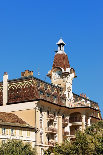 Klokkentoren van Toeristisch Informatiecentrum in Lausanne, Zwitserland