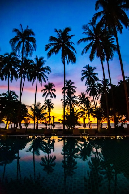 Photo klong prao beach during sunset in koh chang trat thailand