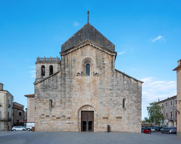 Klooster van San Pedro de Besalu Catalonië Spanje