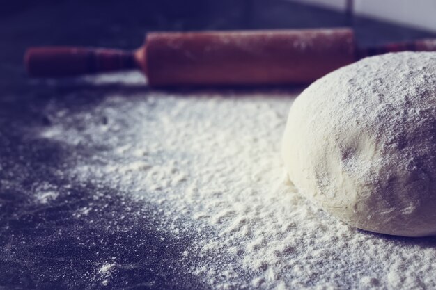 Knead flour toned dough