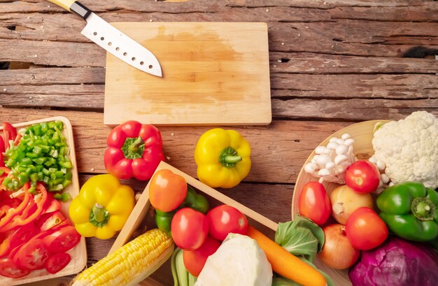 knife on the cutting board 