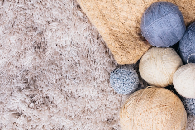 Photo knitting yarn balls on the white background. selective focus.