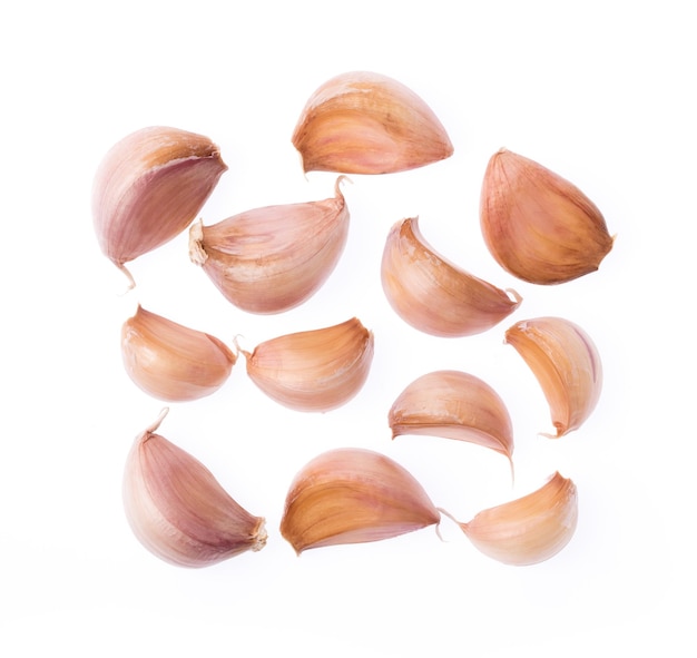 knoflook geïsoleerd op een witte achtergrond