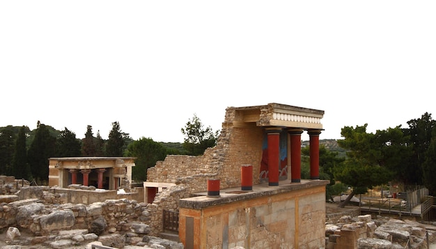 Foto knossos paleis archeologische vindplaats kreta griekenland geïsoleerd op witte transparante achtergrond