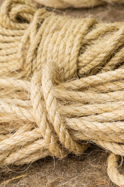 A knot of thick hemp rope