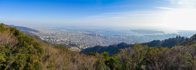 사진 산 마야 키쿠세다이 공원 관측 플랫폼에서  ⁇ 은 날 일몰 시간에 코베 시의 파노라마 전망