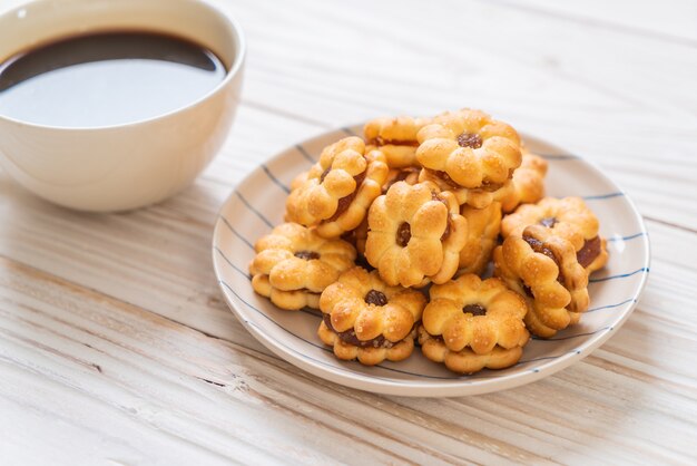 koekje met ananasjam