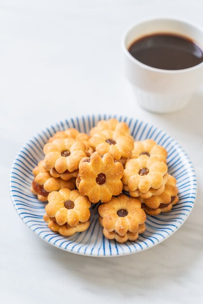 koekje met ananasjam