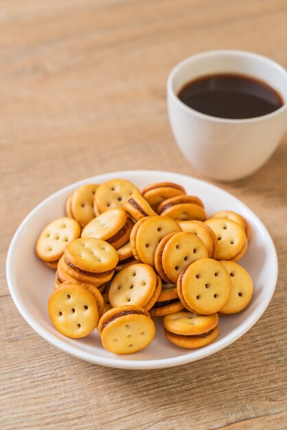 koekje met ananasjam