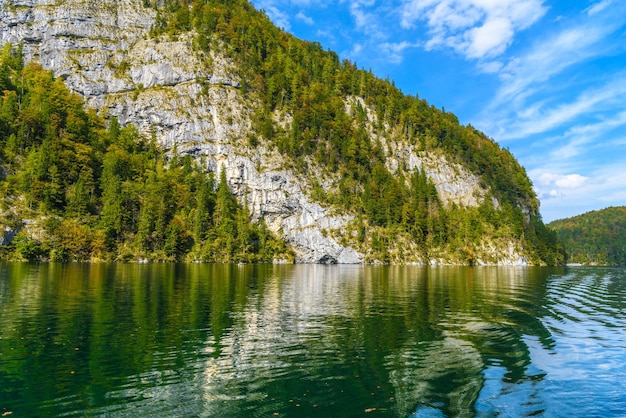 Koenigsseemeer met Alpenbergen Nationaal Park Konigsee Berchtesgaden Beieren Duitsland