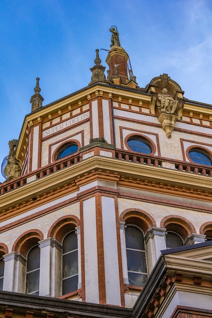 Koepel van de basiliek van San Gervasio e Protasio in Rapallo, Italië