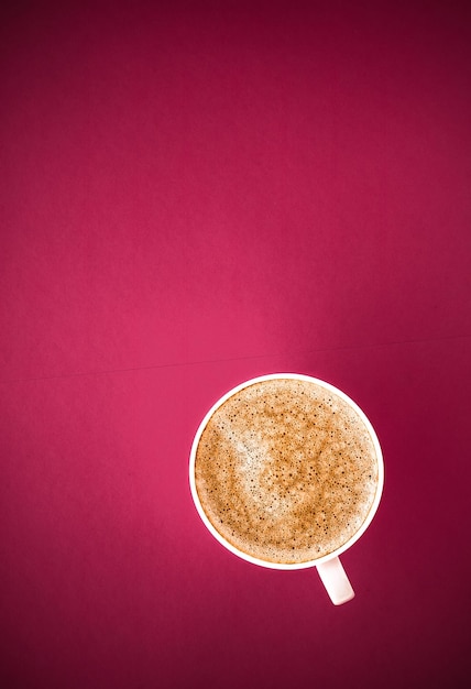 Koffie in de ochtend flatlay achtergrond met copyspace