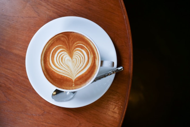 Koffie latte kunst in de coffeeshop café